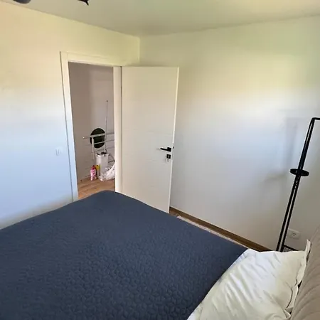 Amulet - Spacious 3br Near Cave Villa Postojna