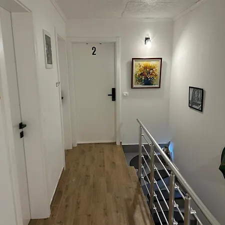 빌라 Amulet - Spacious 3br Near Cave 포스토이나