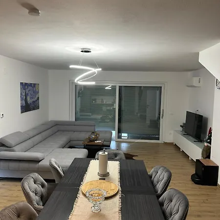 Amulet - Spacious 3br Near Cave 빌라 *