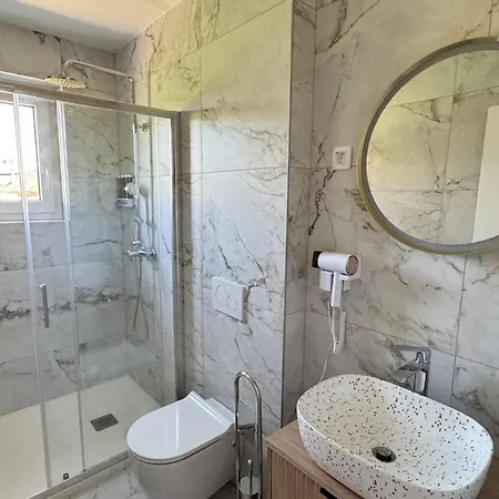 Amulet - Spacious 3br Near Cave 빌라