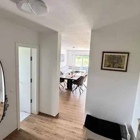 빌라 Amulet - Spacious 3br Near Cave 포스토이나
